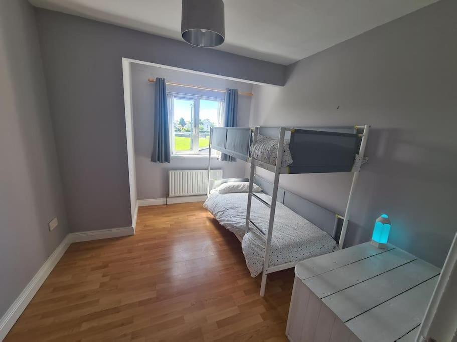 Bundoran Seaside Stays House - Wifi, Large Spacious Home Exterior photo