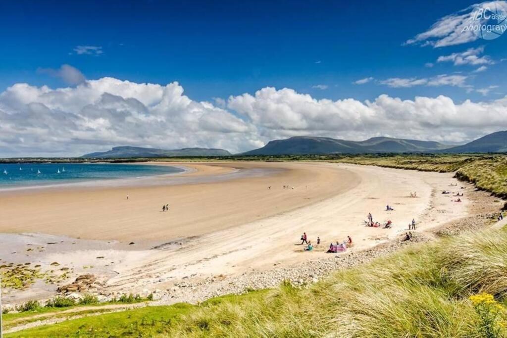Bundoran Seaside Stays House - Wifi, Large Spacious Home Exterior photo