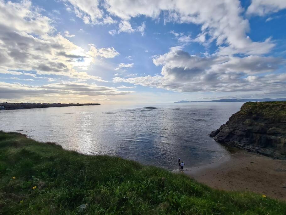 Bundoran Seaside Stays House - Wifi, Large Spacious Home Exterior photo
