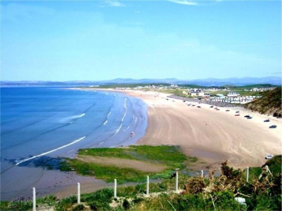 Bundoran Seaside Stays House - Wifi, Large Spacious Home Exterior photo